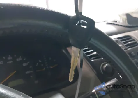 2001 Honda Accord 3.0 Ex from USA, damaged, VIN 1HGCG16561A036659